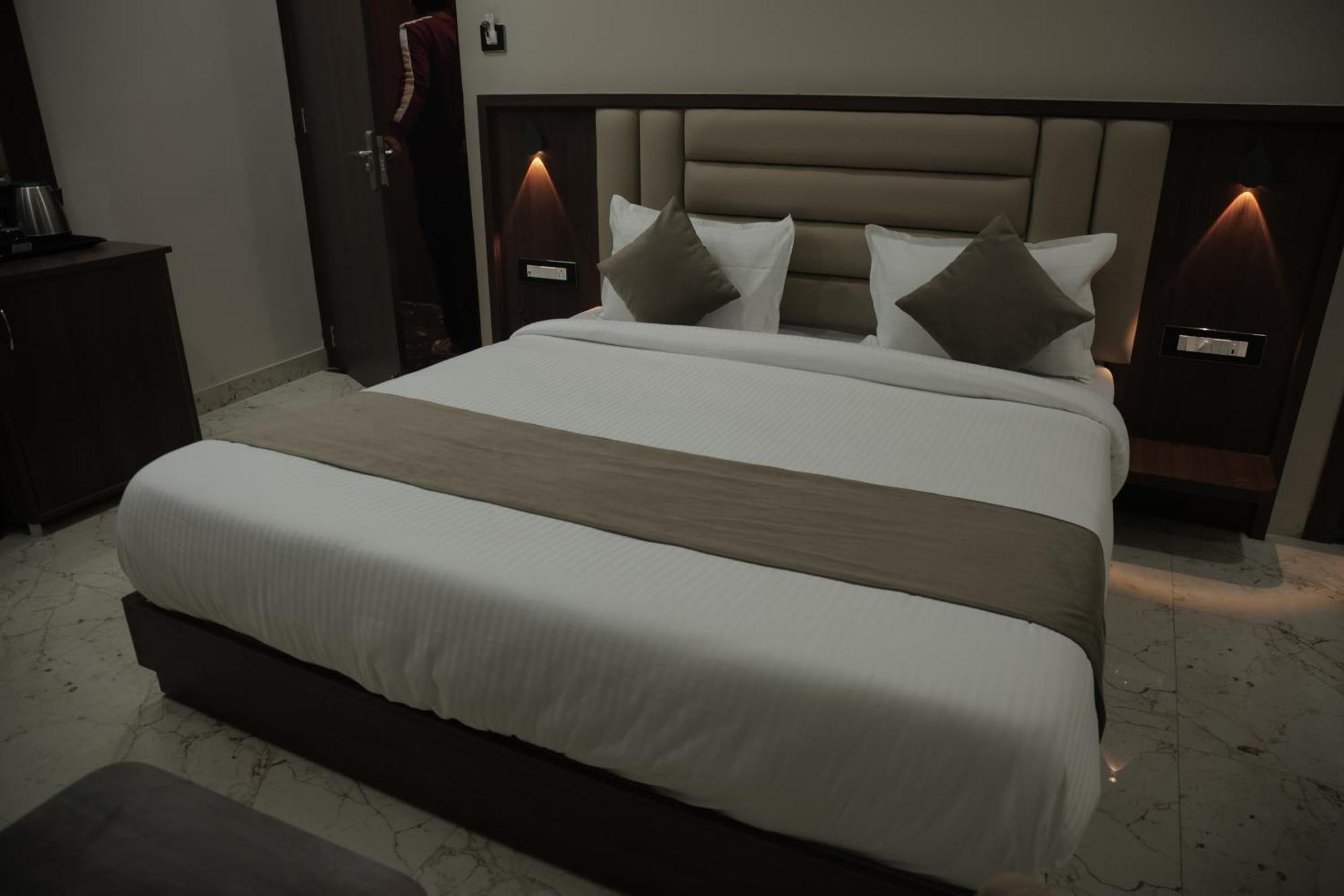 Hotel The Rainbow Inn 烏代浦 外观 照片